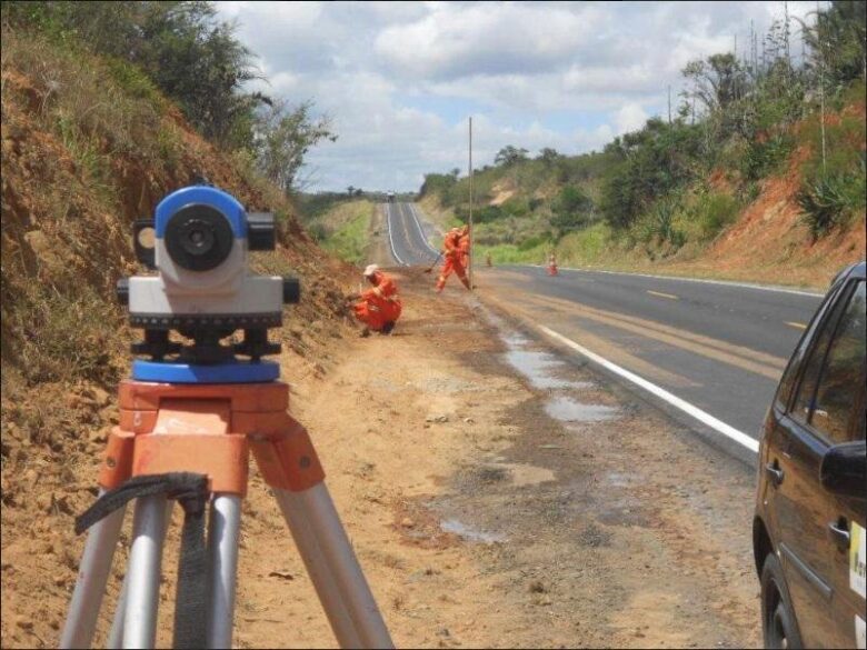 nivelamento topográfico
