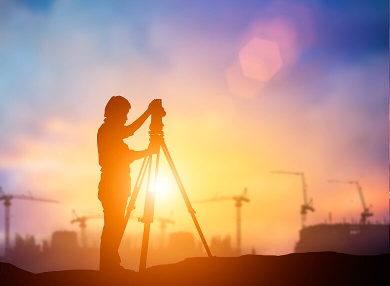 operar estação total de topografia - Etapas de instalação no tripé da estação