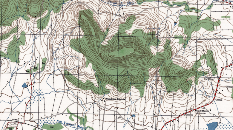 carta topográfica na escala de 1:25.000